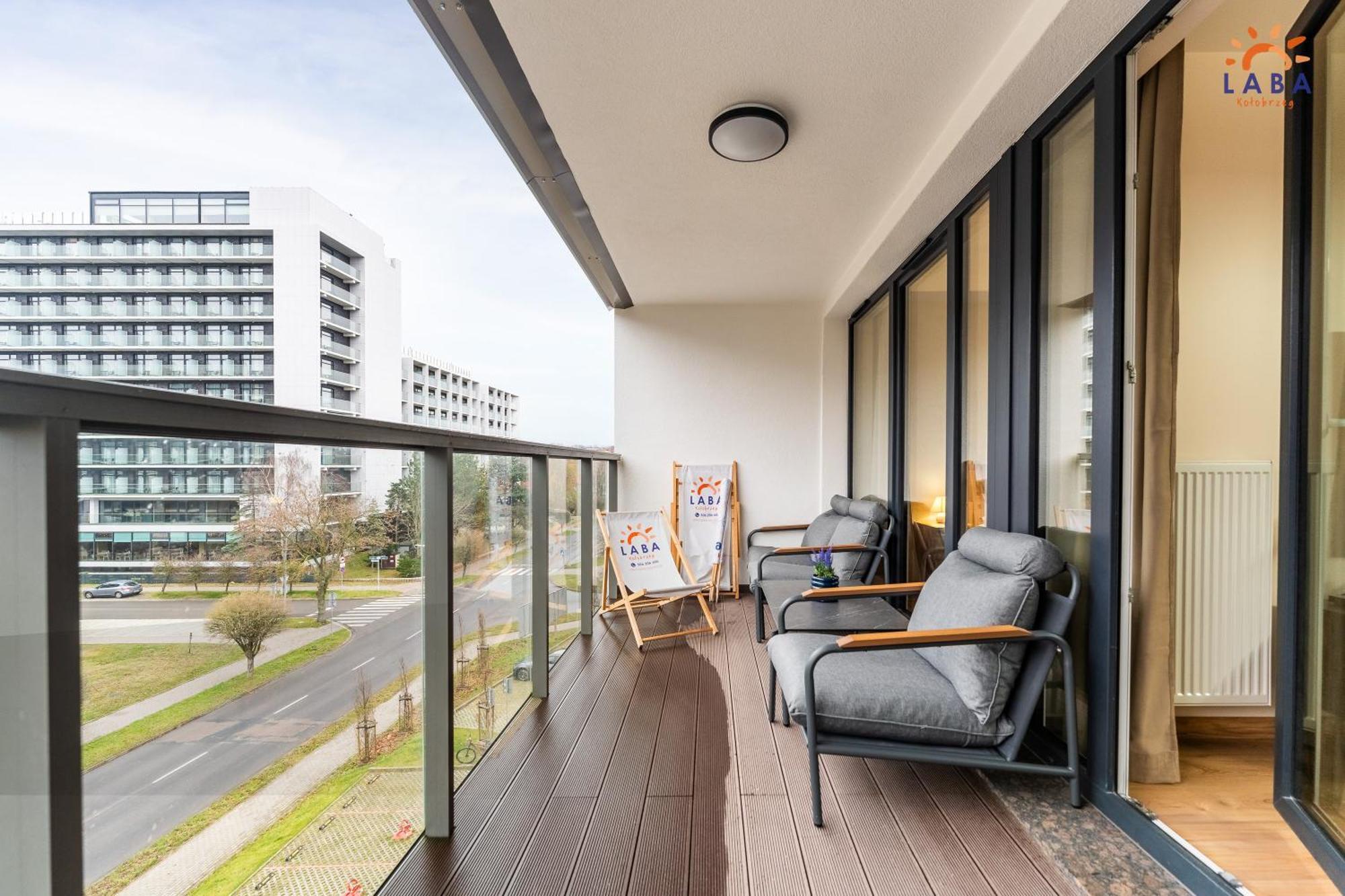 Laba Kolobrzeg Apartamenty Kasprowicza 20C Parking Basen Fitness Bawialnia W Cenie, Parkplatz Schwimmbad Fitness Spielzimmer Im Preis Esterno foto