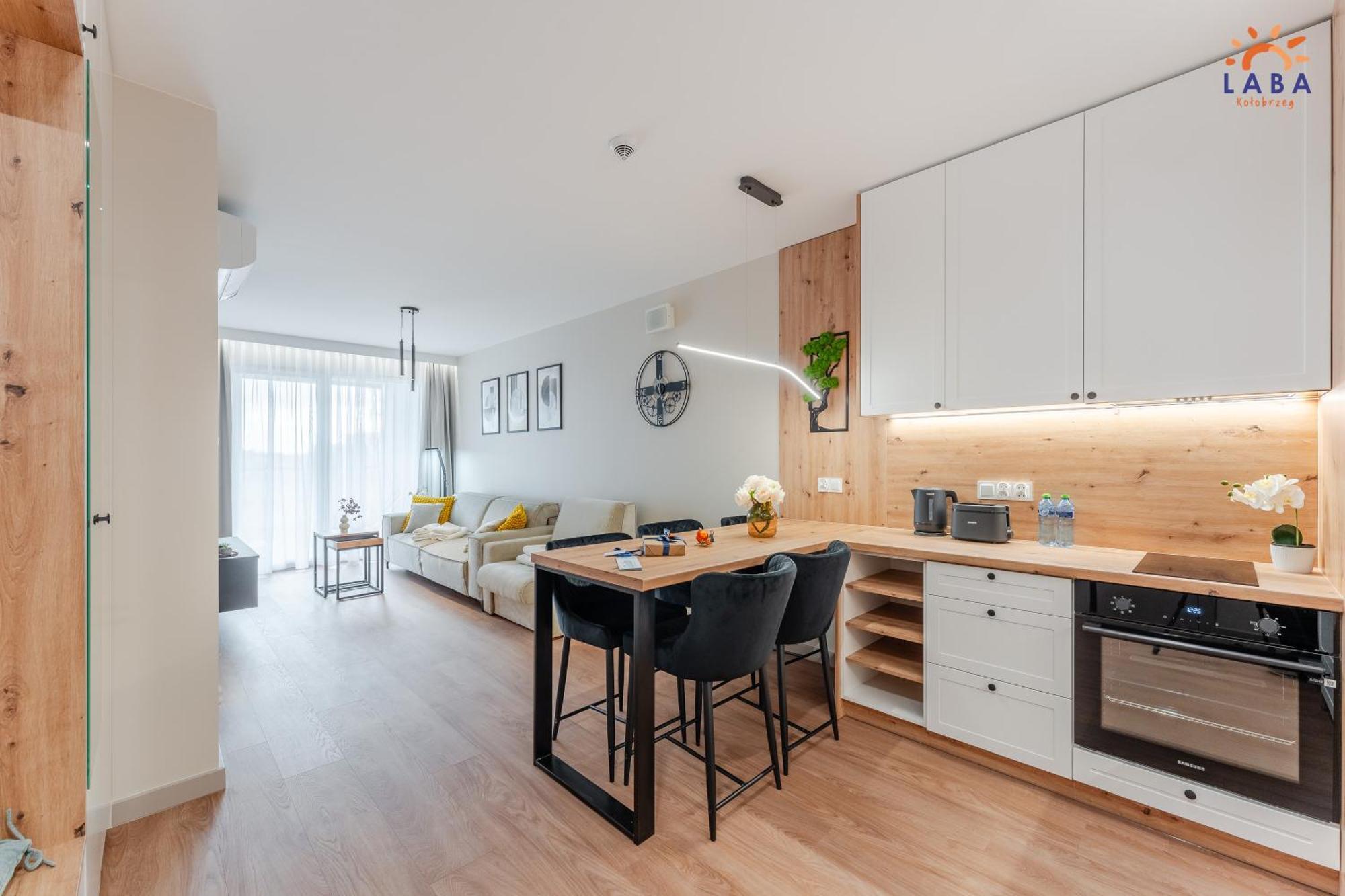Laba Kolobrzeg Apartamenty Kasprowicza 20C Parking Basen Fitness Bawialnia W Cenie, Parkplatz Schwimmbad Fitness Spielzimmer Im Preis Esterno foto